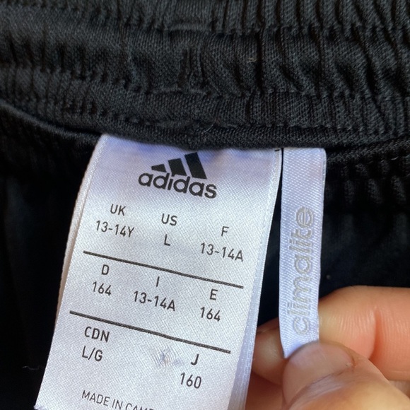 Adidas Kids Large Short - Picture 4 of 7